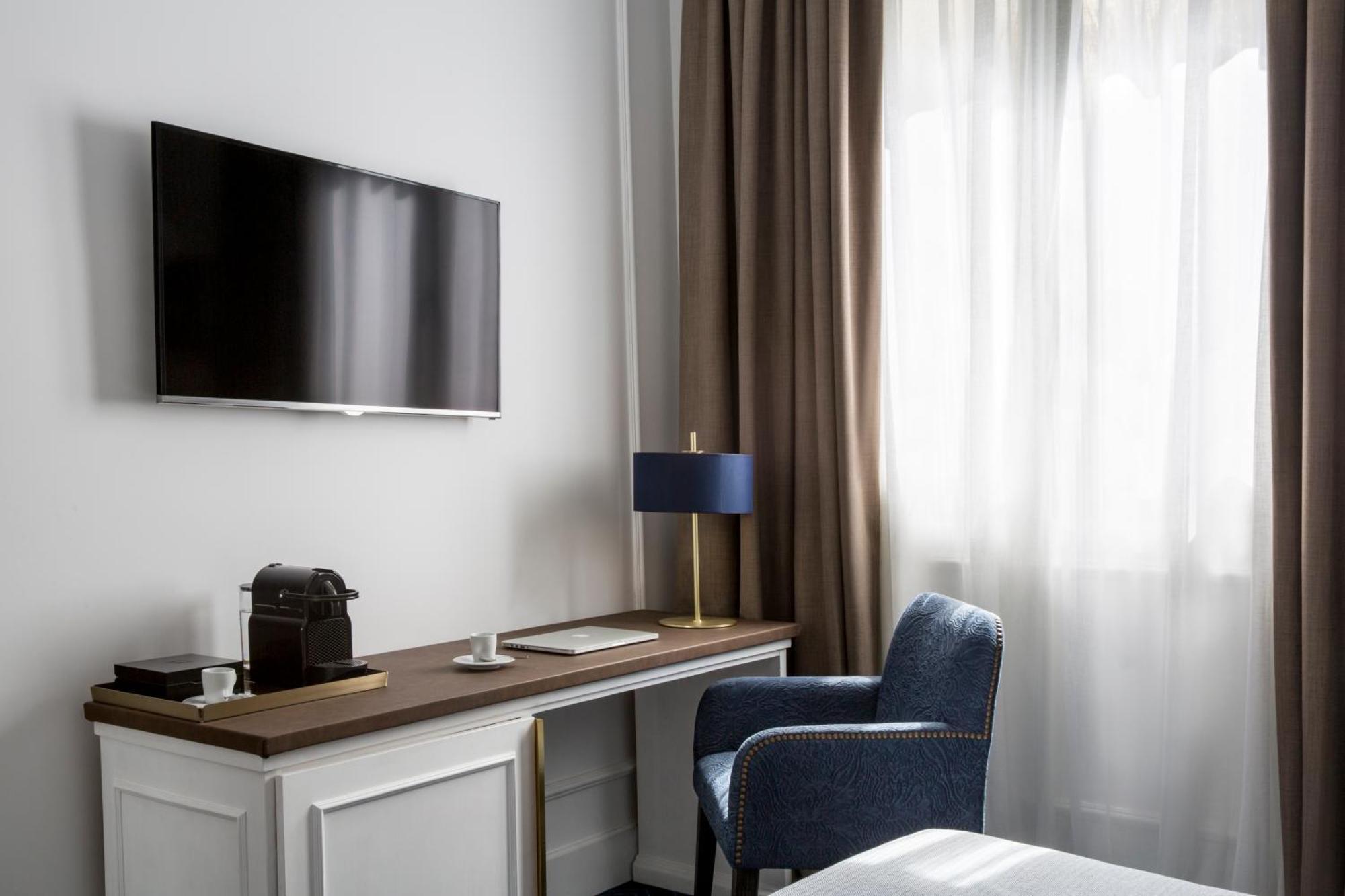 Design Double or Twin Room,345305611:JPEG