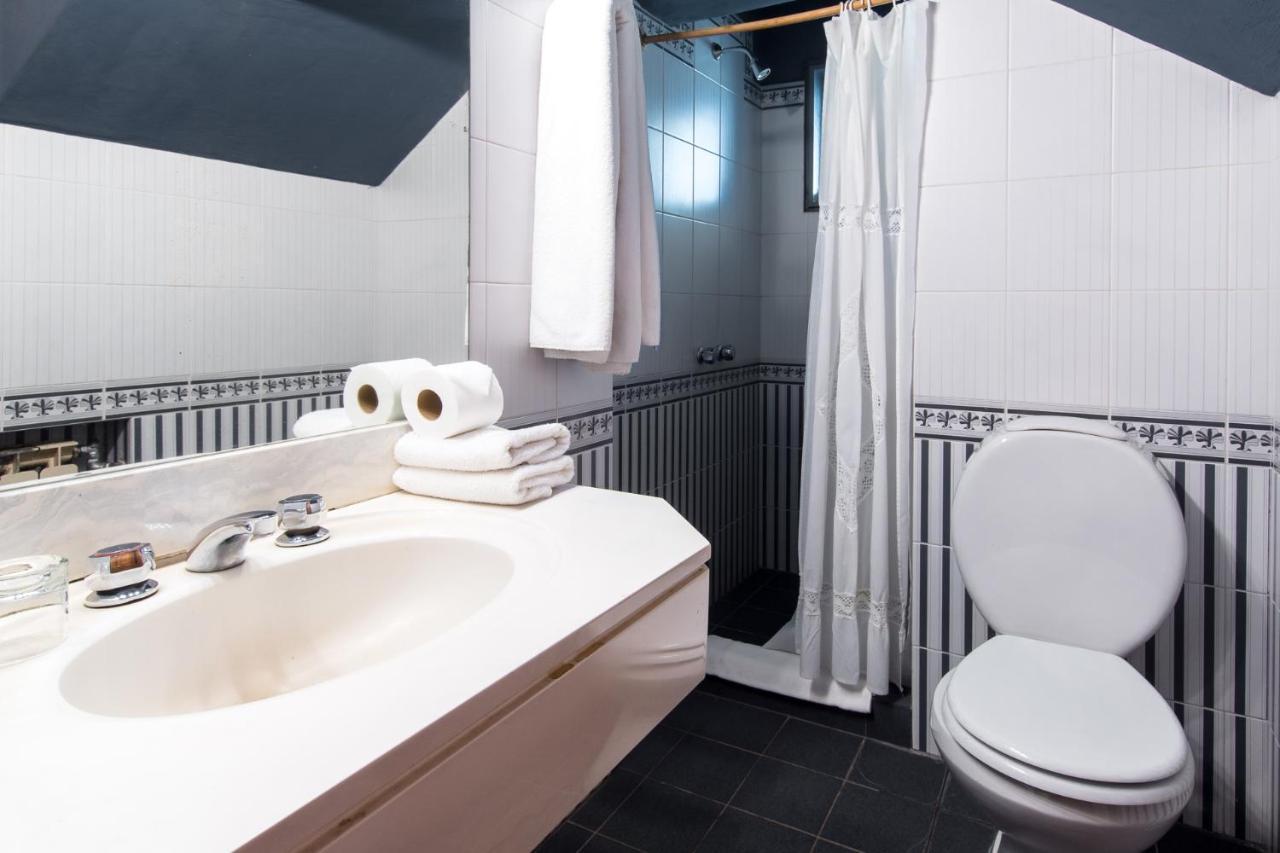 Two-Room Apartment,1349379901:JPEG