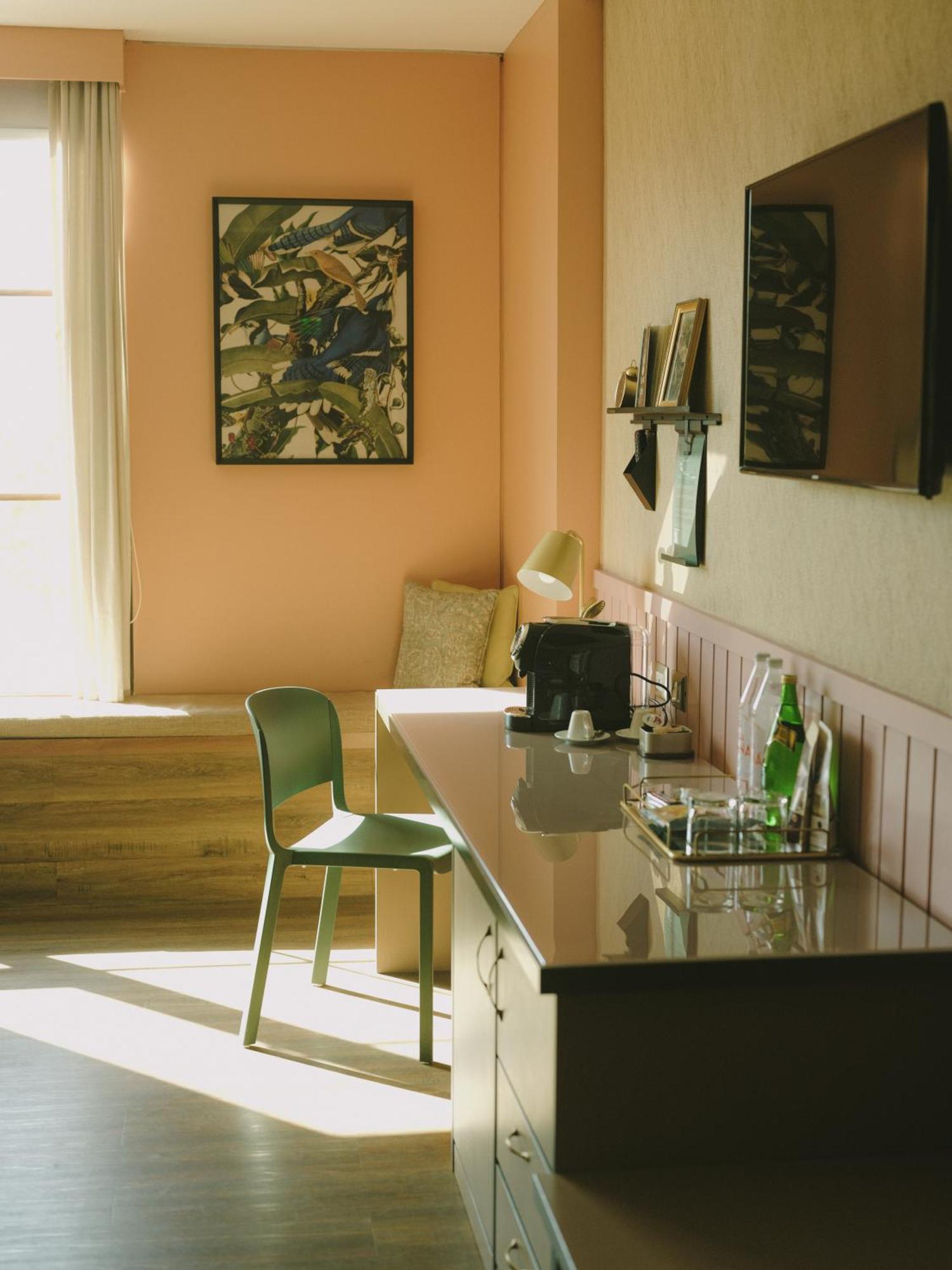 Superior King Room