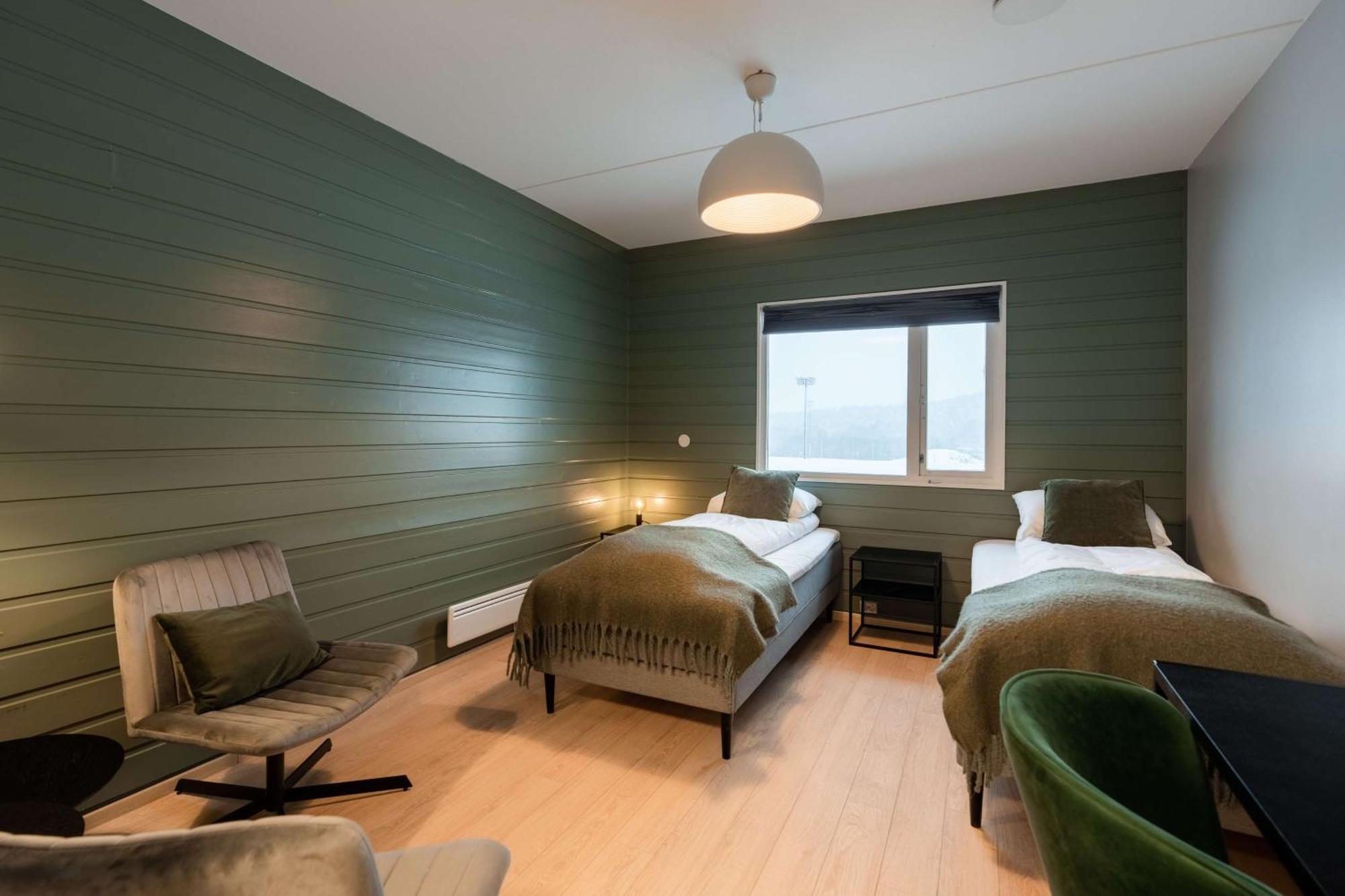 Twin Room,1649913124:JPEG