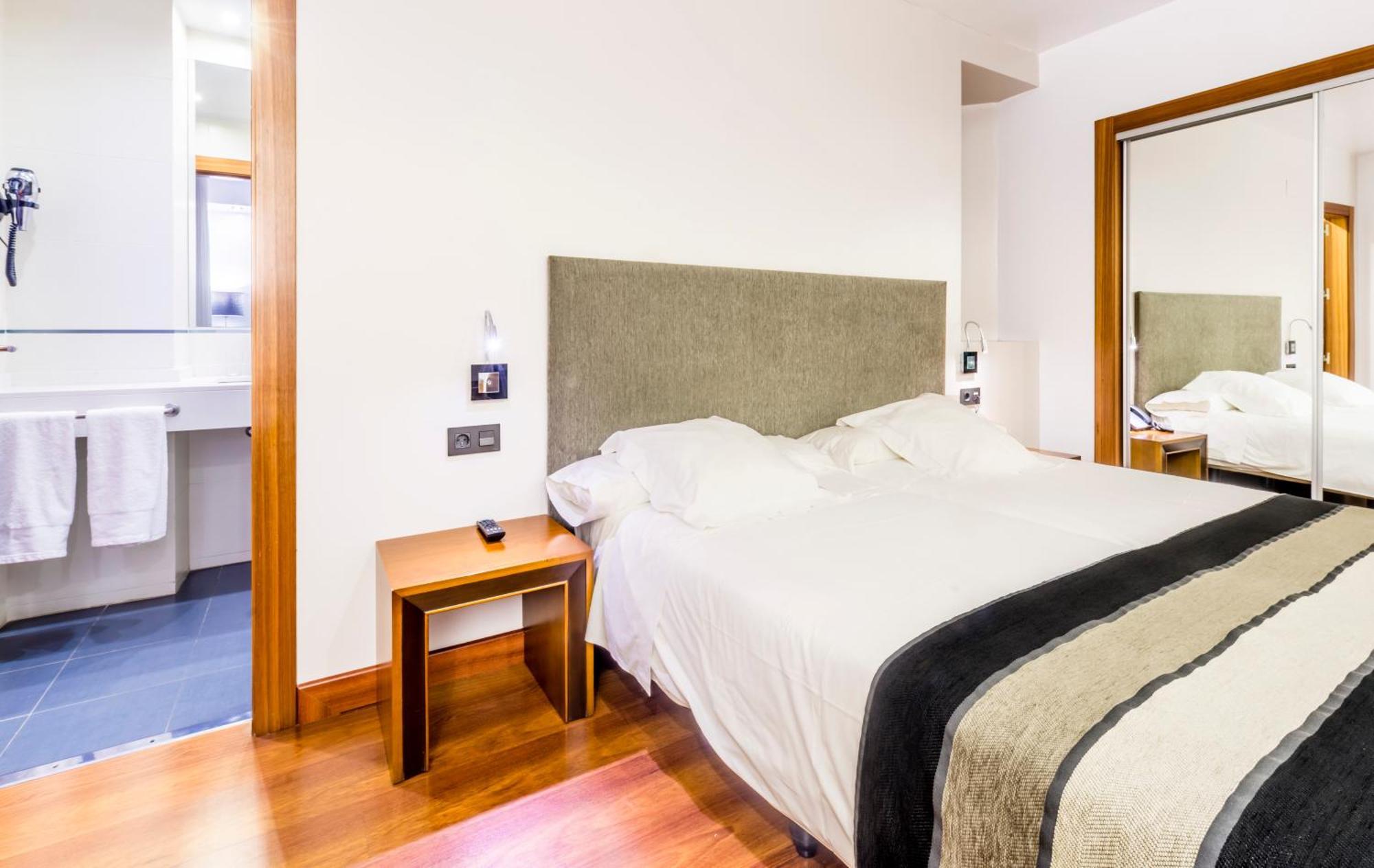 Twin Room,1207752502:JPEG
