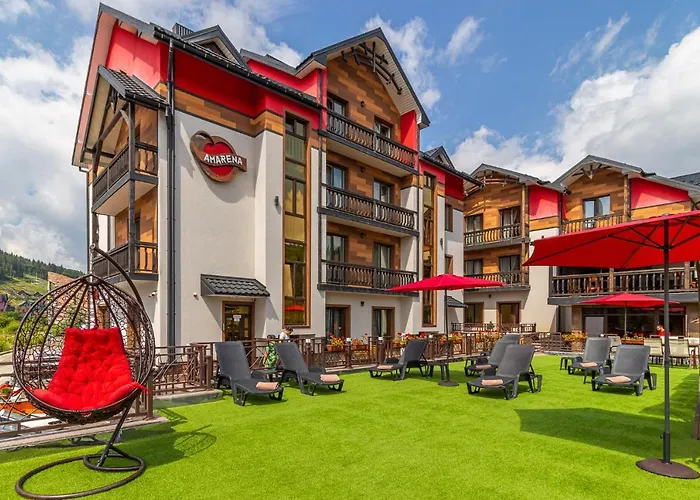 Amarena Spa Hotel - Breakfast Included In The Price Spa Swimming Pool Sauna Hammam Jacuzzi Restaurant Inexpensive And Delicious Food Parking Area Barbecue 400 M To Bukovel Lift 1 Room And Cottages