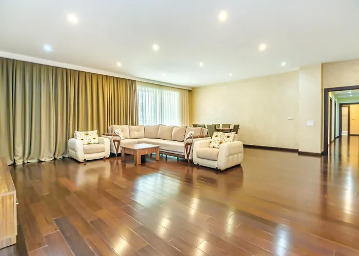 Port Baku Luxury Residance 710A