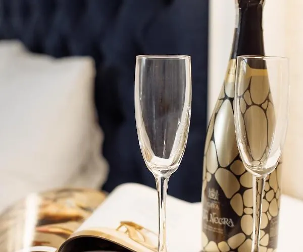 Private Rooms In Hotel 3 Поверх