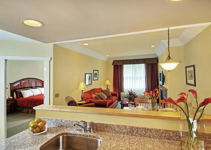 The Pointe At Castle Hill Resort & Spa