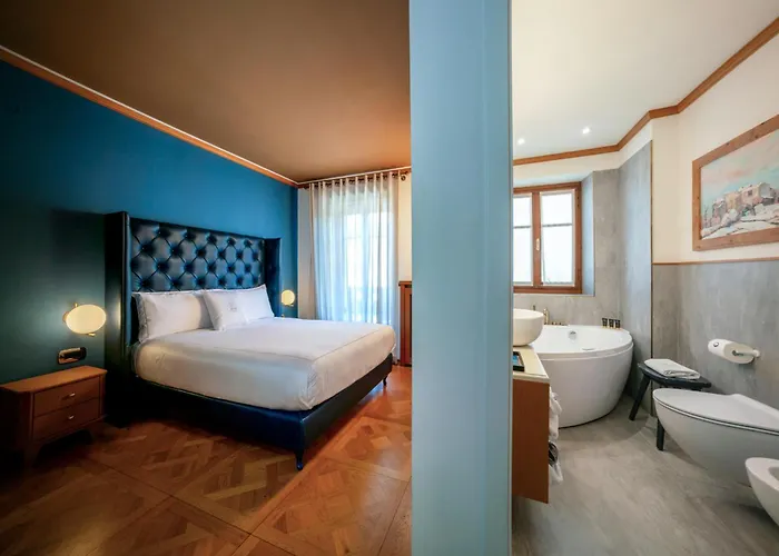 Ambra Cortina Luxury&Fashion Hotel