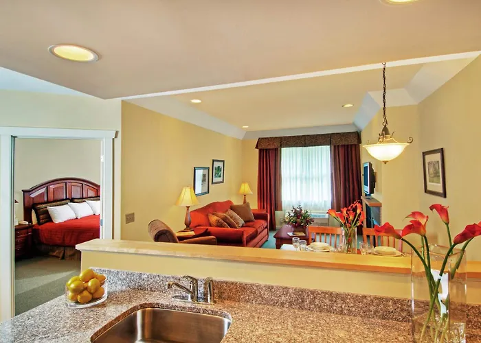The Pointe At Castle Hill Resort & Spa